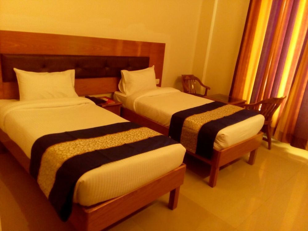 Red Carpet Hotels 노이다 외부 사진