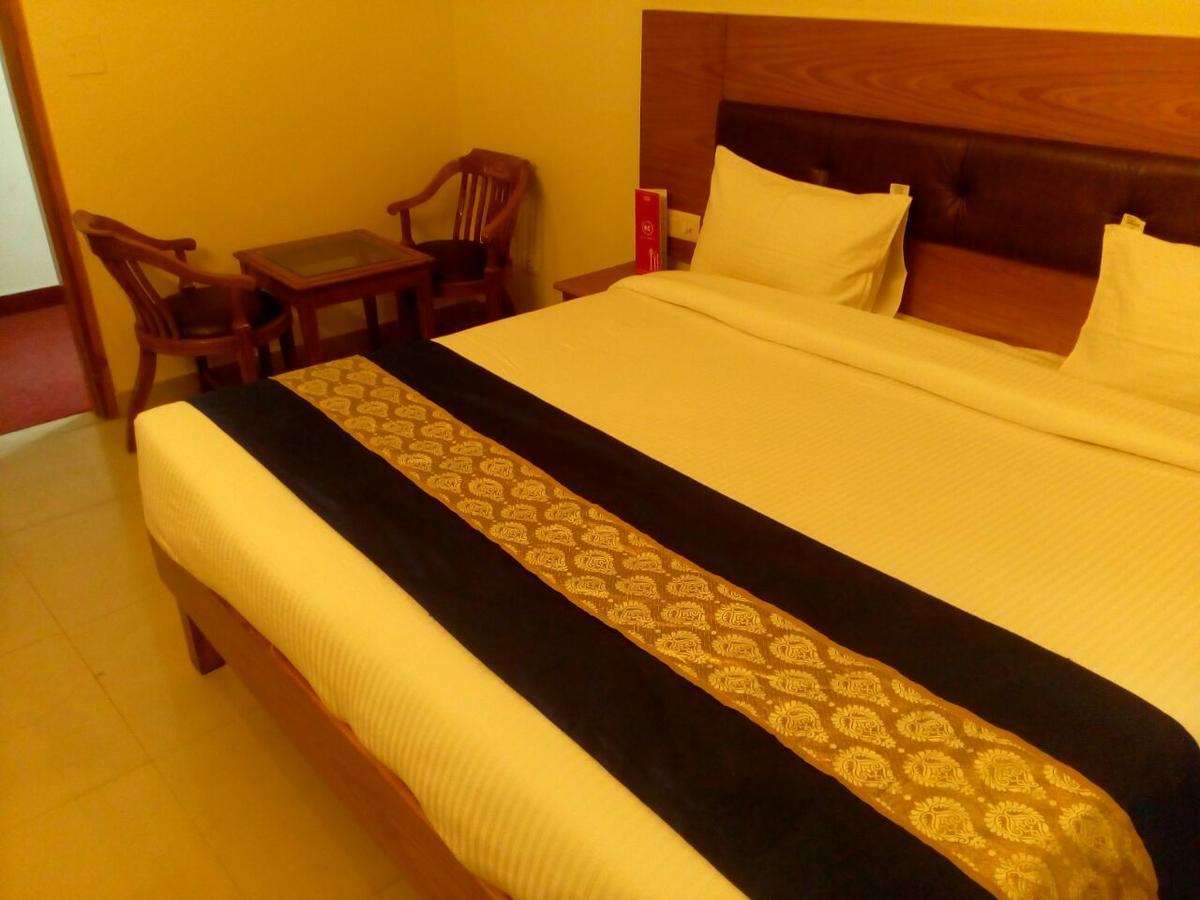 Red Carpet Hotels 노이다 외부 사진